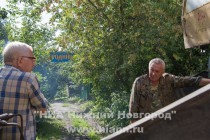 Садоводы Родника перекрыли бетонными блоками въезд машинам с мусором на  территорию товарищества