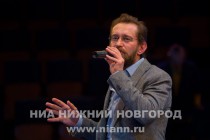 Константин Хабенский на открытии детской творческой студии в Нижнем Новгороде