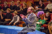 Константин Хабенский на открытии детская творческой студия в Нижнем Новгороде