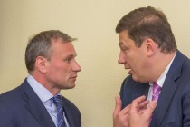 Заместитель губернатора, заместитель председателя правительства Нижегородской области Дмитрий Сватковский и министр спорта и туризма Нижегородской области Сергей Панов (слева направо)