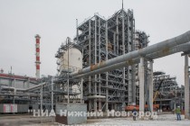 На заводе завершается строительство комплекса каталитического крекинга, после запуска которого (в 2015 году) производство высокооктановых бензинов суммарно превысит 4 млн т. в год
