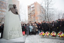 Памятник академику Андрею Сахарову открылся в Нижнем Новгороде