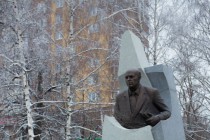 Памятник академику Андрею Сахарову открылся в Нижнем Новгороде