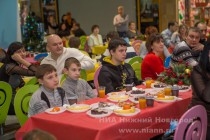 Благотворительная акция по передаче новой партии гуманитарной помощи вынужденным переселенцам с юго-востока Украины