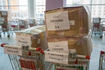 Благотворительная акция по передаче новой партии гуманитарной помощи вынужденным переселенцам с юго-востока Украины