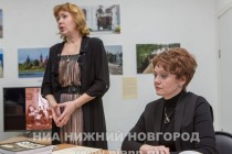 Директор Русского музея фотографии в Нижнем Новгороде Вера Тарасова и директор департамента культуры администрации Нижнего Новгорода Лариса Моторина (слева направо)