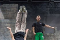 Репетиция урбанистического шоу iD от  Cirque Eloize