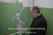 Глава администрации Нижнего Новгорода Олег Кондрашов осмотрел состояние дома №19 на проспекте Ленина
