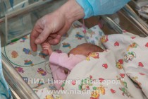 Губернатор Нижегородской области Валерий Шанцев поздравил семью Шутовых с рождением четверняшек