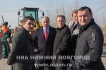 Глава администрации Нижнего Новгорода Олег Кондрашов в ходе объезда проверил выполнение работ по ямочному ремонту дорог