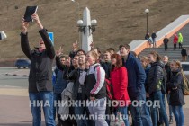 Флешмоб Самое массовое селфи прошел в Нижнем Новгороде