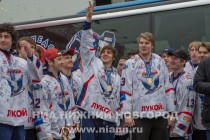 Хоккеисты Чайки прилетели в Нижний Новгород с Кубком Харламова
