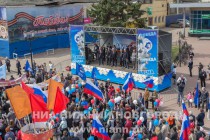 Торжественное шествие профсоюзов предприятий Нижнего Новгорода и области