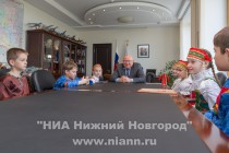Губернатор Нижегородской области Валерий Шанцев встретился с школьниками – авторами книги Сказка про чудеса