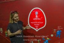 В павильоне на сенсорных экранах посетители смогут определить, как талисман будет выглядеть, какая будет у него история