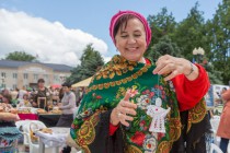 Международный фестиваль народно-художественных промыслов Золотая хохлома в городе Семенове (Нижегородская область)