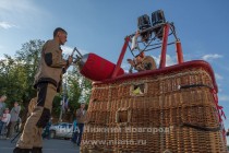 Освящение Нижнего Новгорода с аэростата митрополитом Нижегородским и Арзамасским Георгием