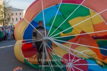 Освящение Нижнего Новгорода с аэростата митрополитом Нижегородским и Арзамасским Георгием