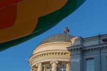 Освящение Нижнего Новгорода с аэростата митрополитом Нижегородским и Арзамасским Георгием