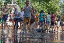 Флешмоб под названием Водная битва прошел в Нижнем Новгороде