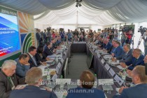 Межрегиональная аграрная выставка Приволжский день поля в Кстовском районе Нижегородской области