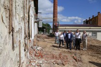 Глава администрации Нижнего Новгорода Олег Кондрашов ознакомился с проектом реконструкции винзавода на улице Почаинская