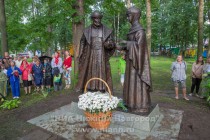 Памятник святым Петру и Февронии открыли в Нижнем Новгороде