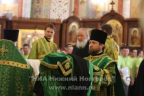 Патриарх Московский и всея Руси Кирилл совершил службу в кафедральном соборе святого Александра Невского в Нижнем Новгороде