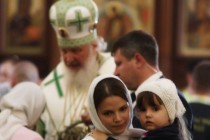 Патриарх Московский и всея Руси Кирилл совершил службу в кафедральном соборе святого Александра Невского в Нижнем Новгороде