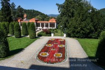 Территория отеля Империал