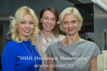 Анна Татаринцева, Анна Круглова и Елена Аржанова (слева направо)