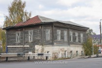 В этом доме располагались номера трактира Агеева, где останавливался поэт