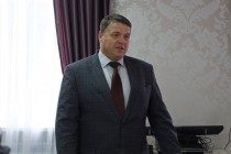 Глава Сокольского г.о Игорь Бобров общается с журналистами