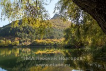 У подножия горы Мангуп-Кале