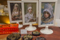 Нижегородские археологи представили общественности редкую находку - волосник, дорогой головной убор замужней женщины