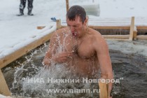 Нижегородцы отметили Крещение купанием в водоемах города