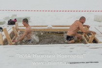 Нижегородцы отметили Крещение купанием в водоемах города