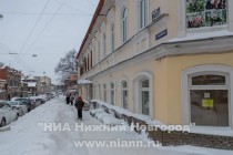 ул. Алесеевская, д. 22а, около которого женщина погибла после падения на нее глыбы льда