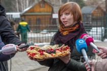Питомцев нижегородского зоопарка Лимпопо угостили блинами по случаю Масленицы