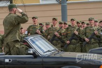 Первая в этом году репетиция Парада Победы прошла в Нижнем Новгороде на площади Минина и Пожарского