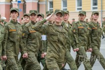 Первая в этом году репетиция Парада Победы прошла в Нижнем Новгороде на площади Минина и Пожарского