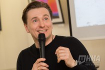 Творческая встреча с Народным артистом РФ Сергеем Безруковым в нижегородской областной детской библиотеке