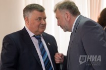 Депутат гордумы Нижнего Новгорода VI созыва Александр Разумовский и директор МП Нижегородское метро Олег Яушев (слева направо)