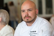 Член жюри профессионального конкурса V фестиваля  кулинарного искусства Арзамасский гусь, шеф-повар ресторана КоКоКо (г.Санкт-Петербург) Александр Кокурин