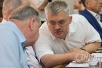 Депутаты гордумы Нижнего Новгорода VI созыва Владимир Аношкин и Александр Котельников (слева направо)