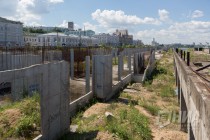 Заброшенная стройка на Нижневолжской набережной превратилась в площадку для стрит-арта