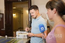 Процесс восстановления картины Константина Юона Горький и Шаляпин в Нижнем Новгороде мастерами центра им. И. Грабаря