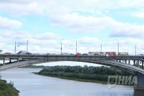 Дополнительные трудности создает поток транспорта, движущийся со стороны мкрн Мещера