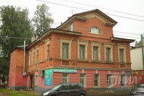 Жилой дом с административными помещениями, ул. Ильинская, д. 68.