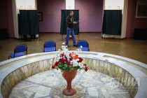 Голосование на выборах депутатов Государственной Думы РФ VII созыва и Законодательного собрания Нижегородской области VI созыва